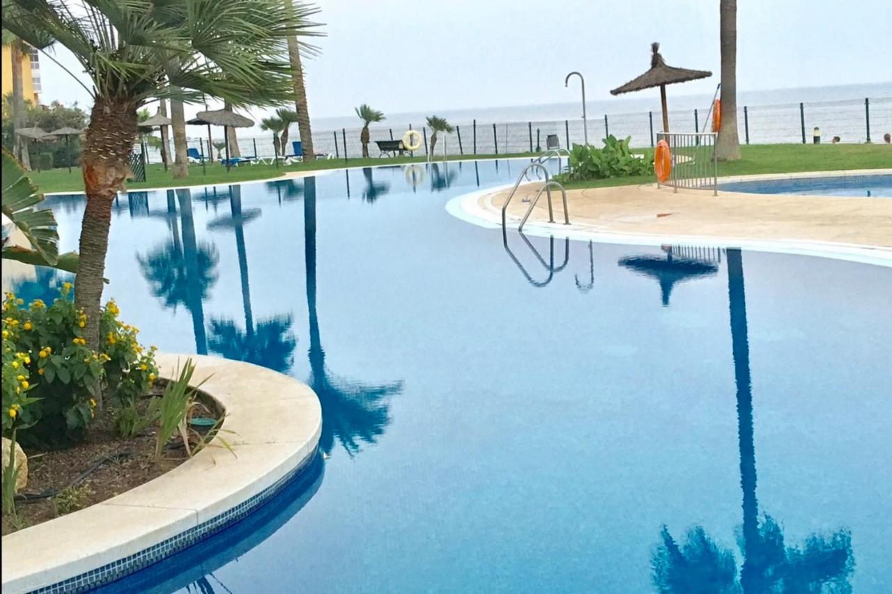 Apartment Mi Capricho Beachfront- 9f With Sea Views - Costa Del Sol